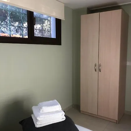 Diamond Stone Wooden Khandria