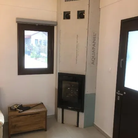 Tatil Evi Diamond Stone Wooden Chandria