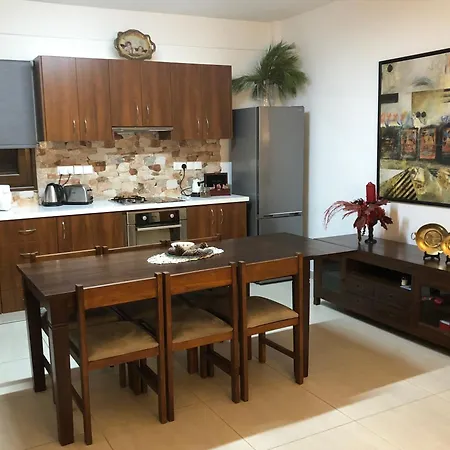 Diamond Stone Wooden Chandria