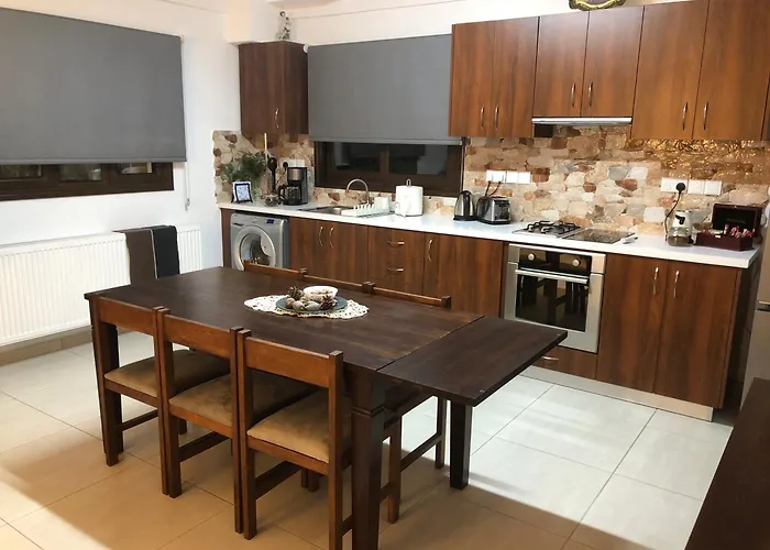 Diamond Stone Wooden *