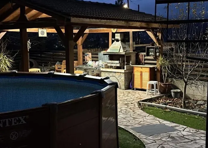 Semesterbostad Diamond Stone Wooden *